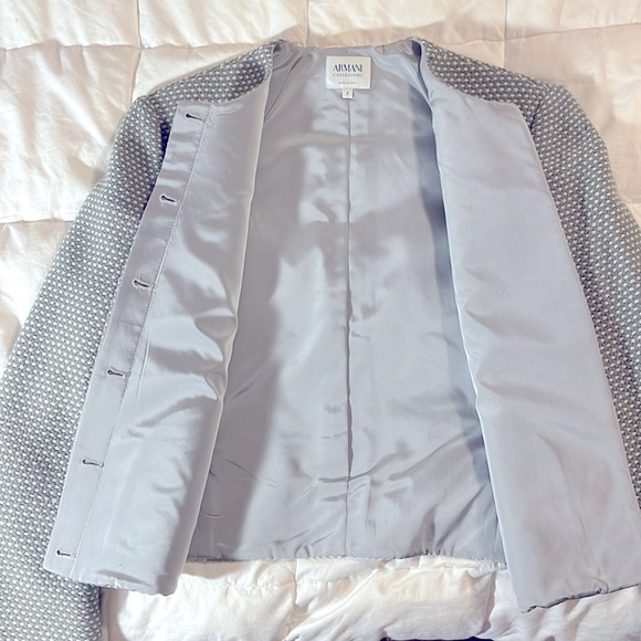 Vintage Armani Collezioni Winter 2000 Virgin Wool Boucle blazer size 6 Italy - Picture 3 of 6